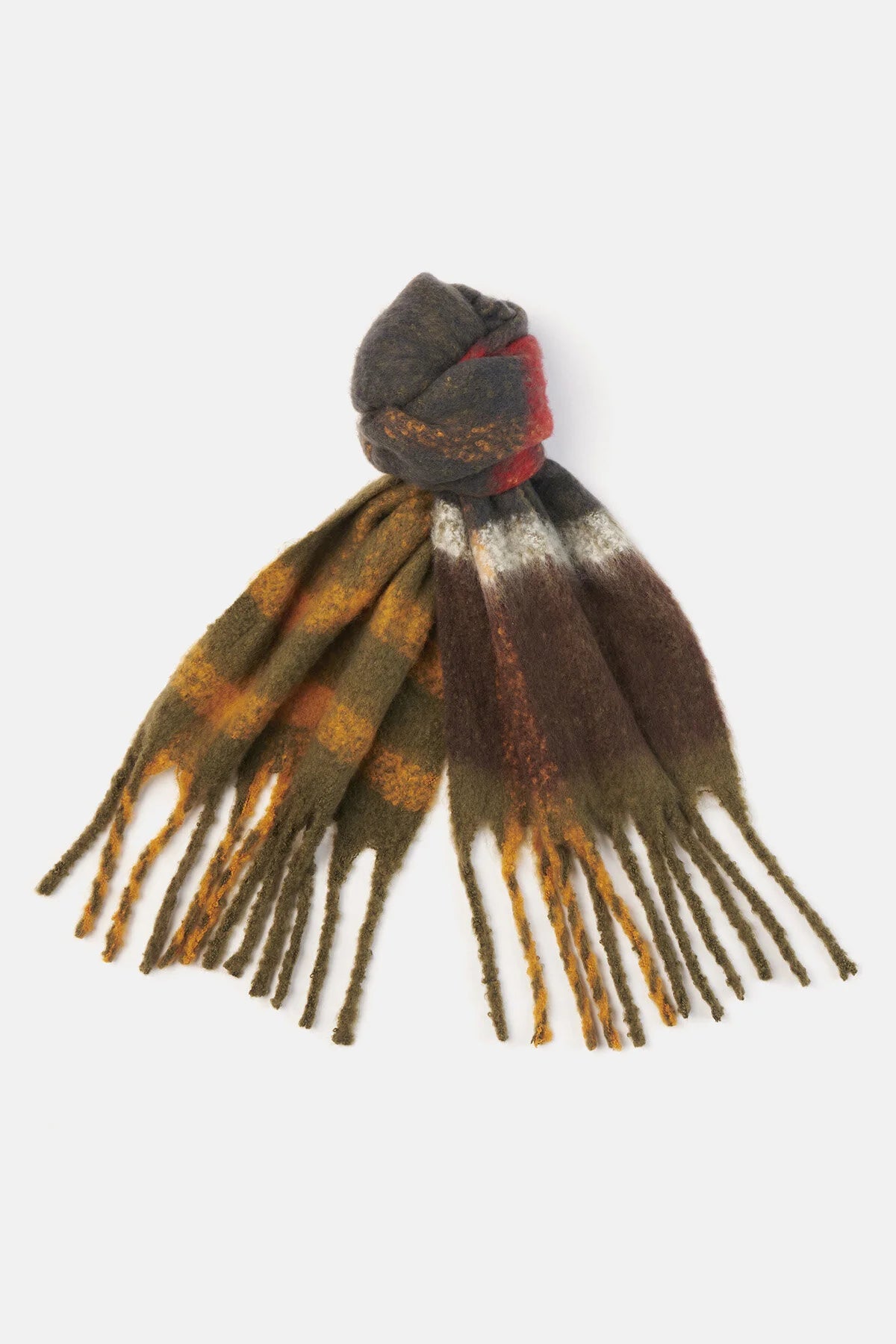 Isla Tartan Boucle Scarf - CLASSIC
