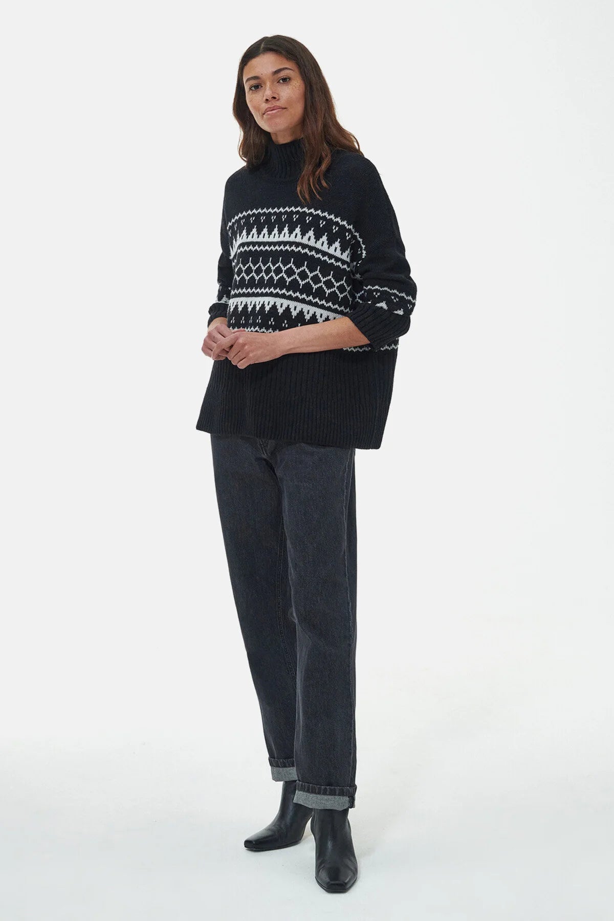 Pine Knitted Jumper - BLACK