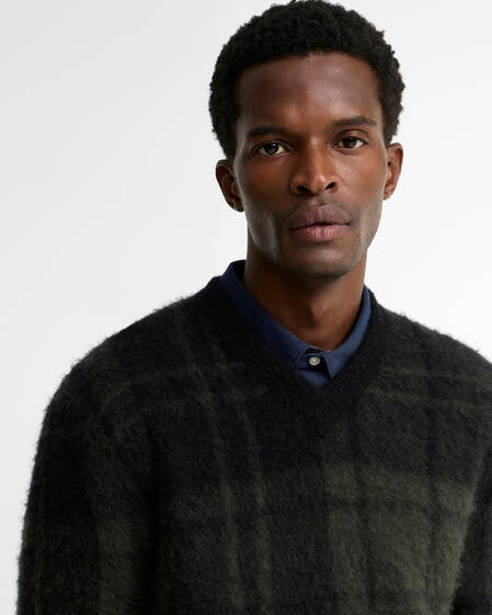Hunham Tartan V-Neck Jumper
