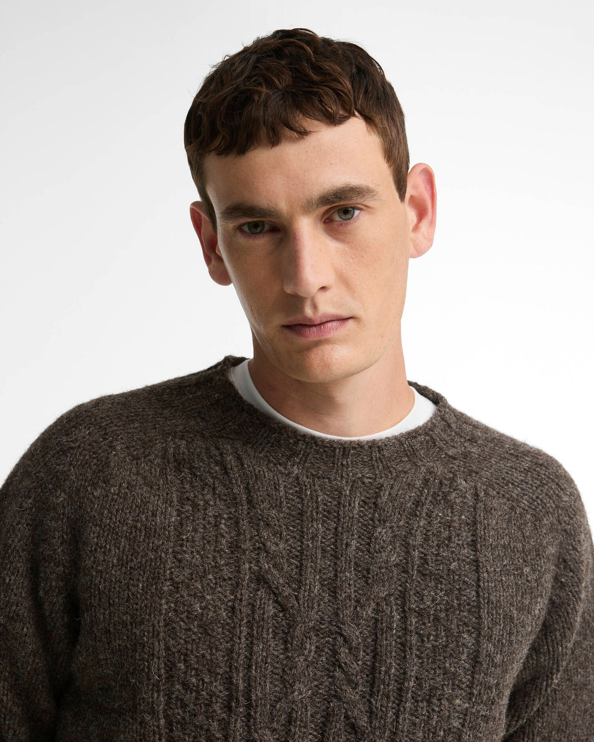 Made in Scotland Natural Yarn Cable-Knit Jumper